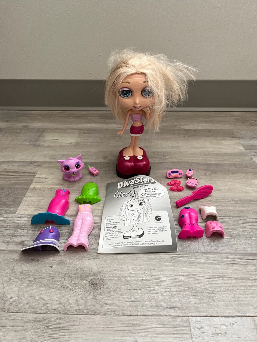 2001 Mattel Diva Starz Alexa Interactive Doll & Accessories
